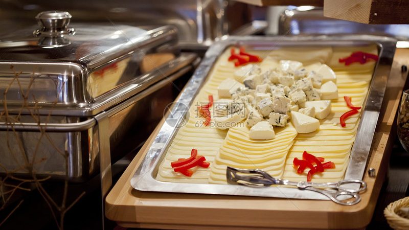 揭秘食品批发厂家直销渠道：如何选择可靠供应商