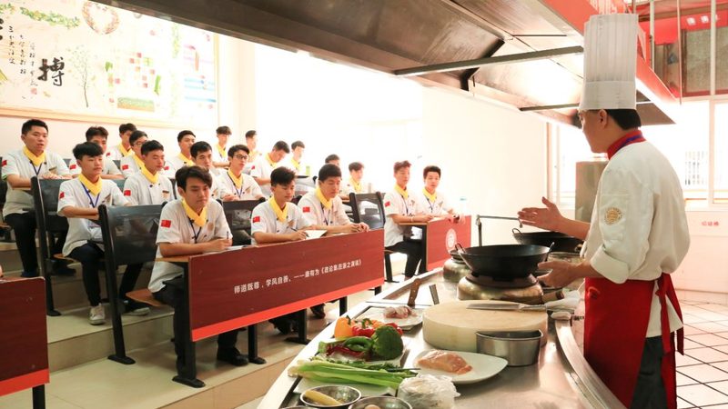 食品招商厂家资质审核：如何确保食品安全与合规